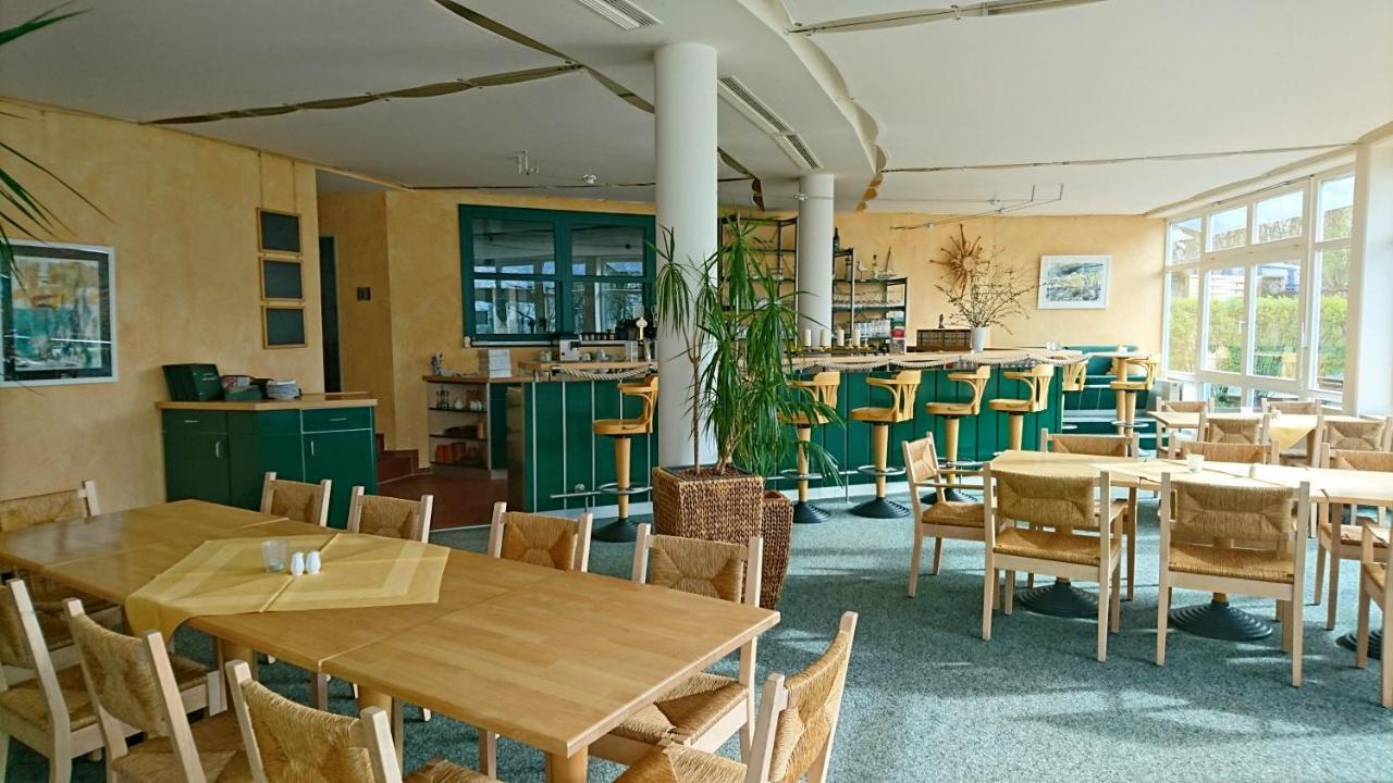Mueritzparadies - Feriendorf Alte Fahrt Rechlin Buitenkant foto